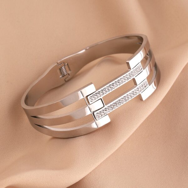 Hollow out Bracelet Stainless Steel Female Style Bracelet Geometric Circle Hollow out Handpiece - Image 3