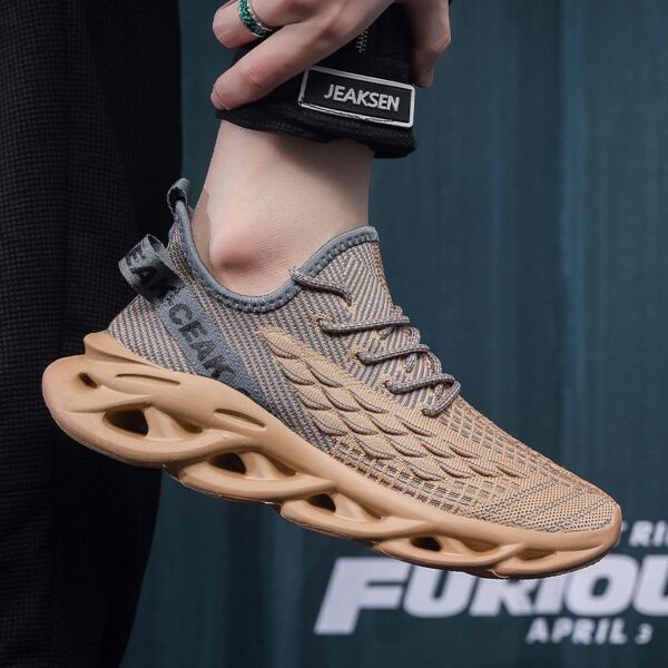 Flyknit mesh shoes for men lightweight and casual trendy shoes - Image 6