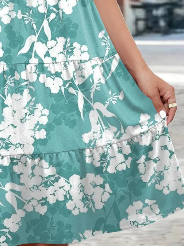 Printed Round Neck Tiered Dress - Image 12