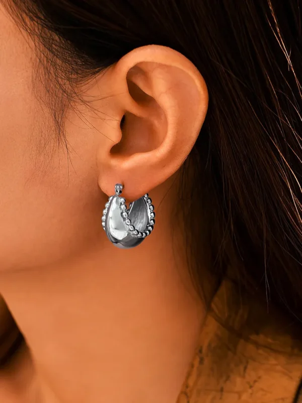 Small Bead Double C Earrings Titanium Steel Gold Plated Commuter Exquisite Versatile Earrings - Image 5