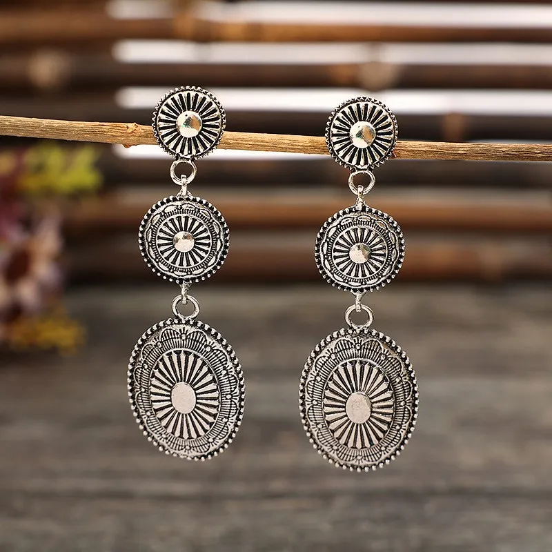 Vintage Alloy Dangle Earrings - Image 3