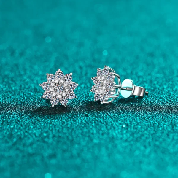 925 Sterling Silver Moissanite Zircon Stud Earrings - Image 3