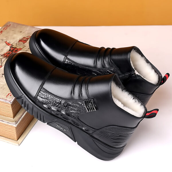 Men's leather boots, new Martin boots, men's trendy with fleece winter cotton shoes, fashionable Chelsea boots, British style boots, men's shoes - Image 3