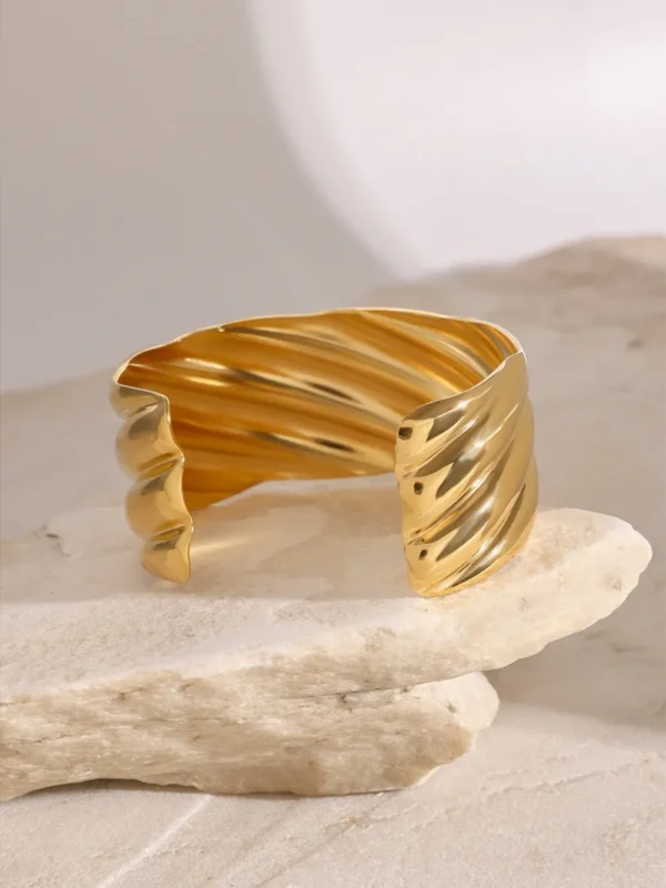 18K Gold-Plated Stainless Steel Open Ring - Image 5