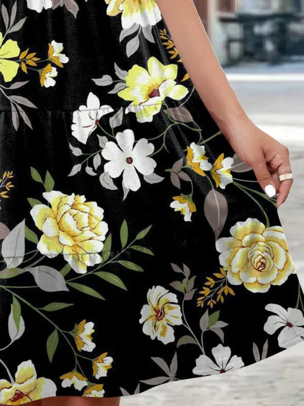 Printed Round Neck Tiered Dress - Image 9