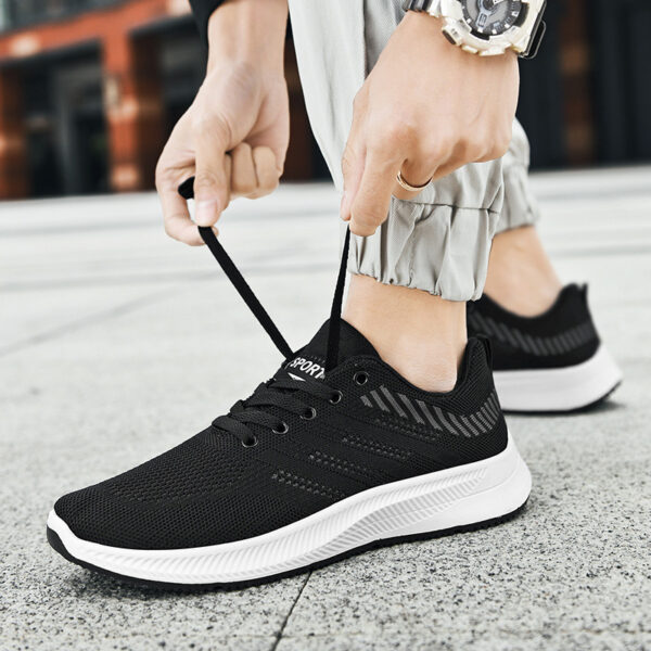 Men's soft soled comfortable running casual shoes Flyknit sports shoes Men's casual shoes - Image 4