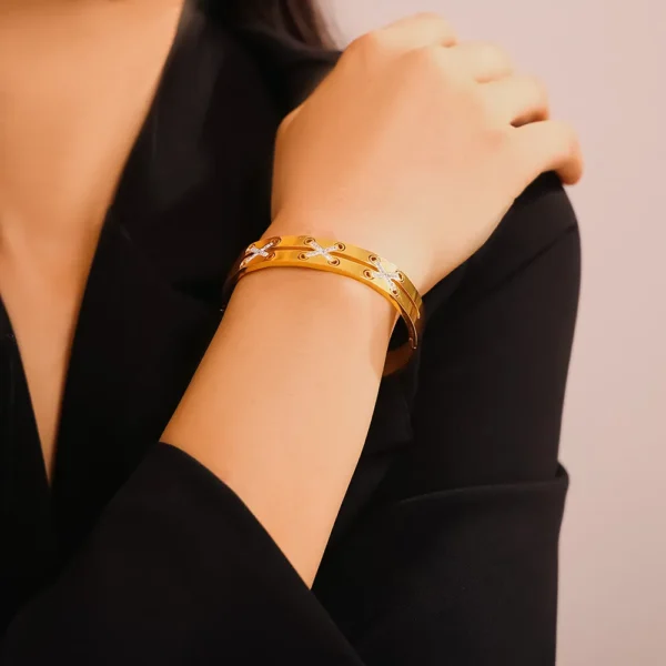 18K Gold-Plated Czech Diamond Bracelet - Image 2