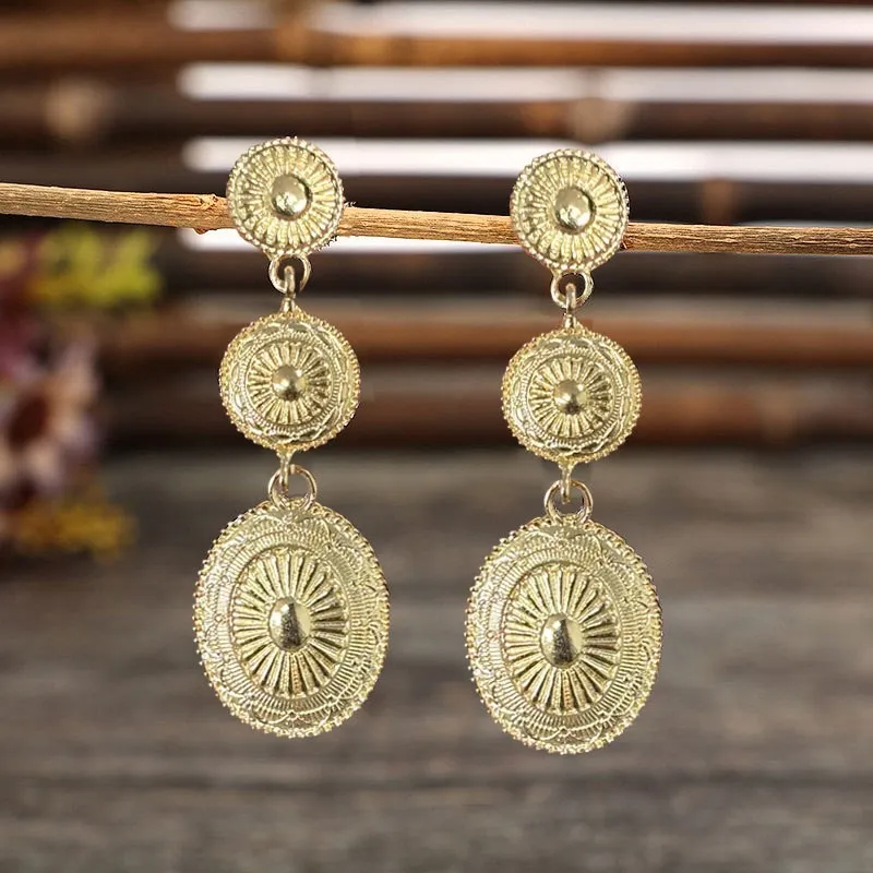 Vintage Alloy Dangle Earrings - Image 4
