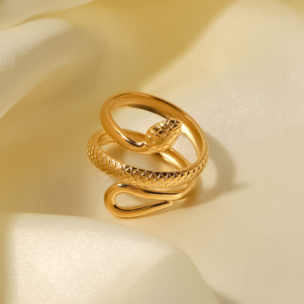 Retro style ring snake shaped ring women's ring fashionable temperament bracelet - Image 4