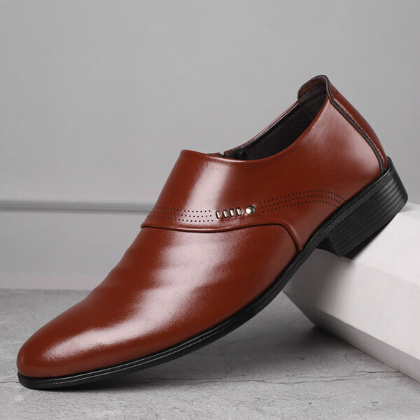 Leather shoe covers, casual pointed single shoes, men's mesh hole shoes - Image 2