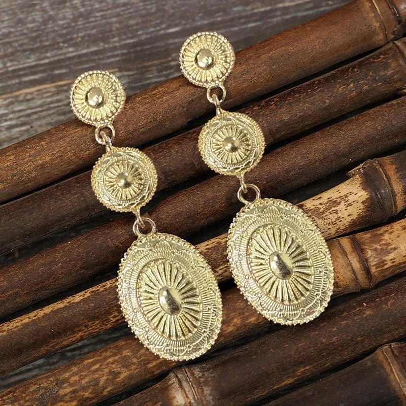 Vintage Alloy Dangle Earrings - Image 5