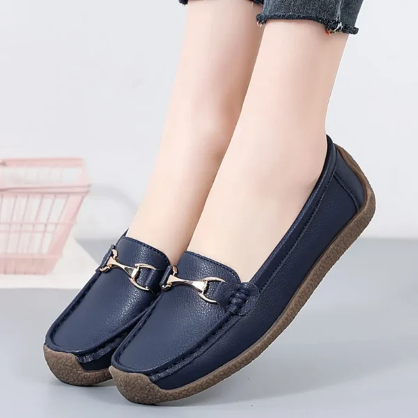 Spring and summer bean shoes for women's mothers comfortable flat and casual maternity shoes - Image 4
